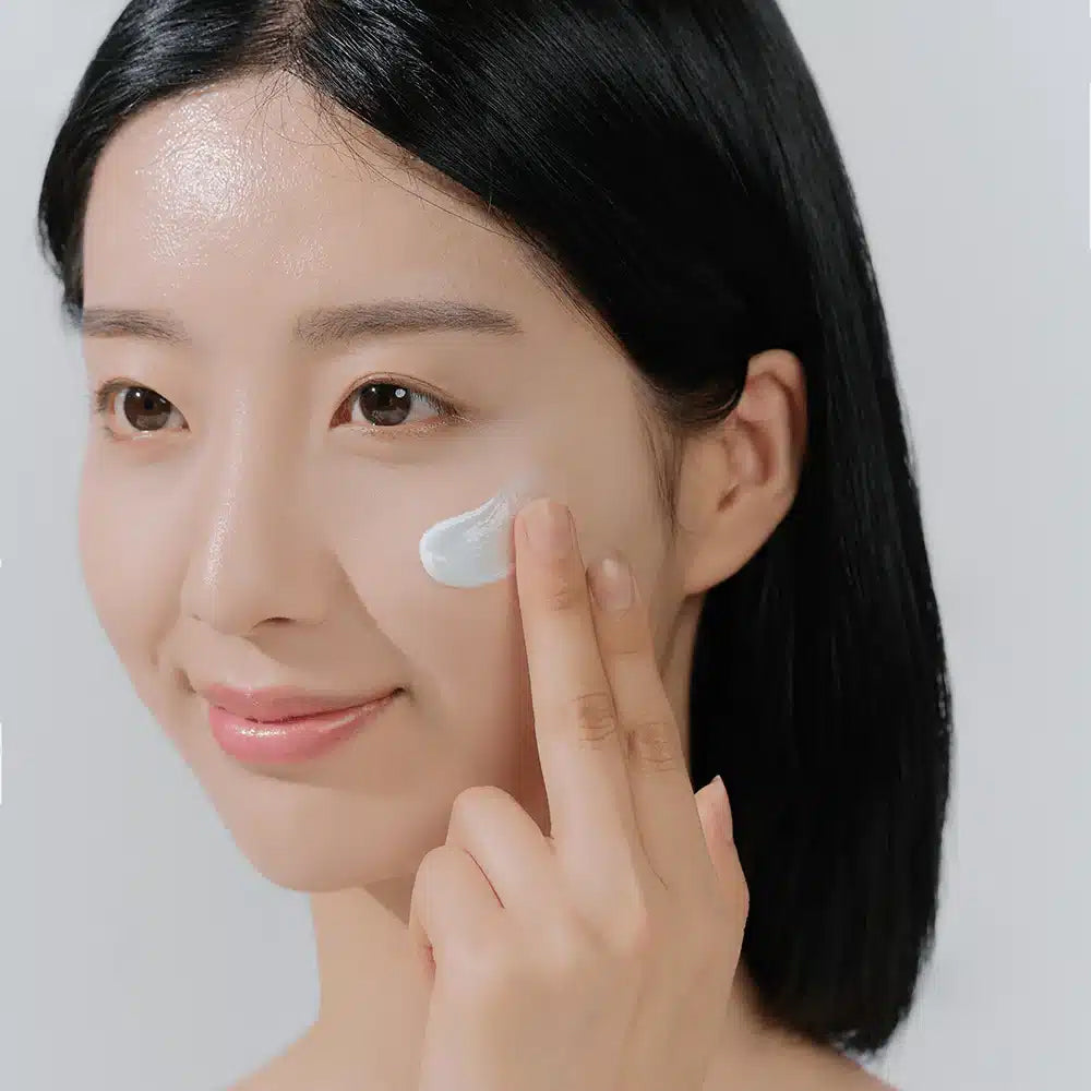 SKIN1004 Madagascar Centella Hyalu-Cica Water-Fit Sun Serum Twin Pack 2 x 50ml